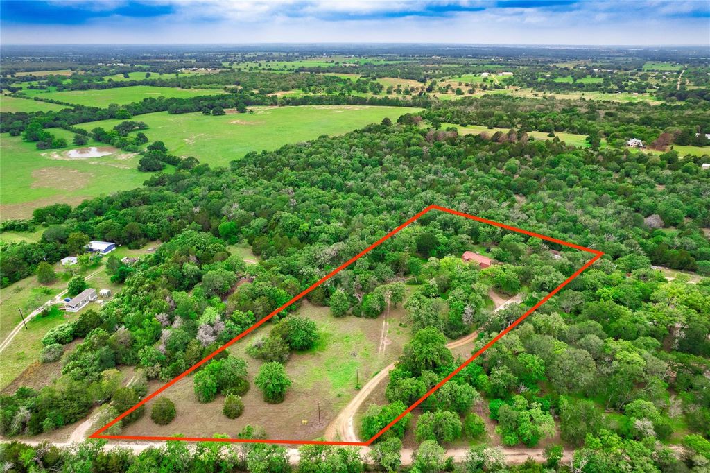 Photo of 222 Indiana RD, Lockhart, TX 78644 (MLS # 9019524)