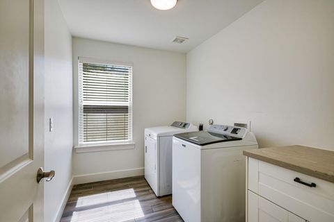 Tiny photo for 1615 Deloney ST, Austin, TX 78721 (MLS # 5114677)