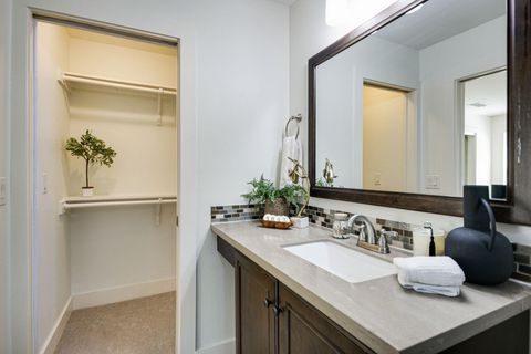 Tiny photo for 1615 Deloney ST, Austin, TX 78721 (MLS # 5114677)