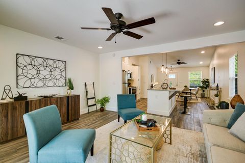 Tiny photo for 1615 Deloney ST, Austin, TX 78721 (MLS # 5114677)