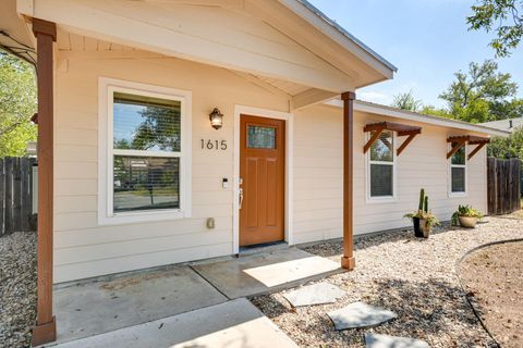 Tiny photo for 1615 Deloney ST, Austin, TX 78721 (MLS # 5114677)