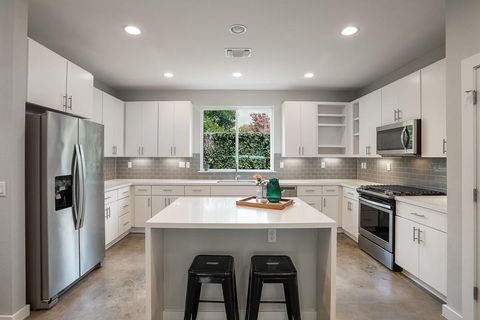 Tiny photo for 4020 Airport BLVD #9, Austin, TX 78722 (MLS # 6402754)
