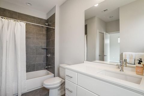 Tiny photo for 4020 Airport BLVD #9, Austin, TX 78722 (MLS # 6402754)