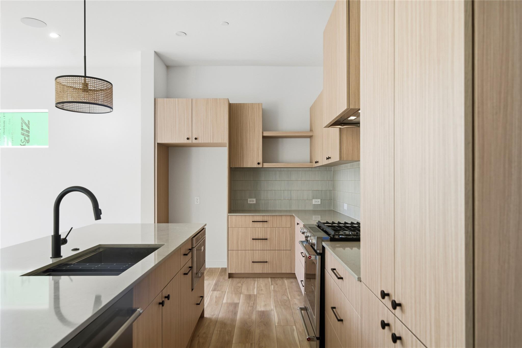 10807 Hermosillo DR 1008