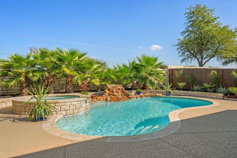 Photo of 544 Wiltshire DR, Hutto, TX 78634 (MLS # 8702709)