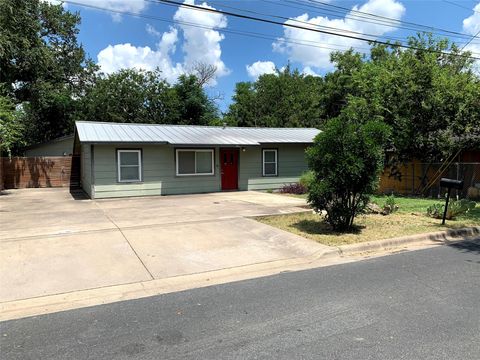 Photo of 1179 Oakgrove Ave, Austin, TX 78702 (MLS # 3787976)