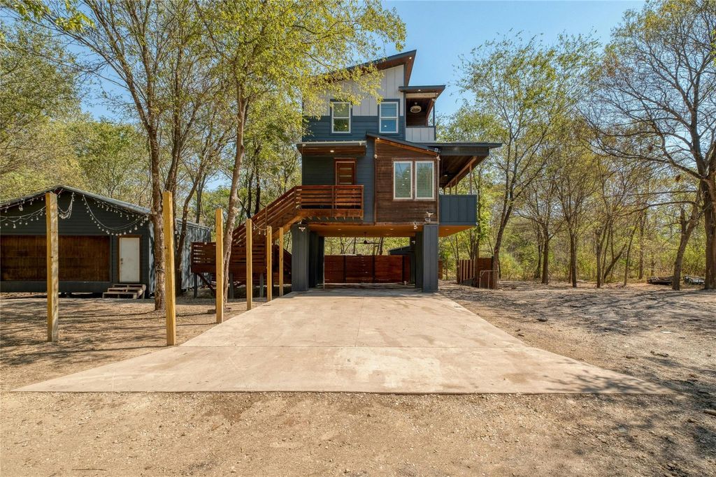 Photo of 4005 Veldt DR, Austin, TX 78725 (MLS # 5948739)