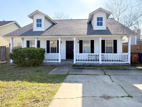 Photo of 6907 Stonleigh PL, Austin, TX 78744 (MLS # 8783502)