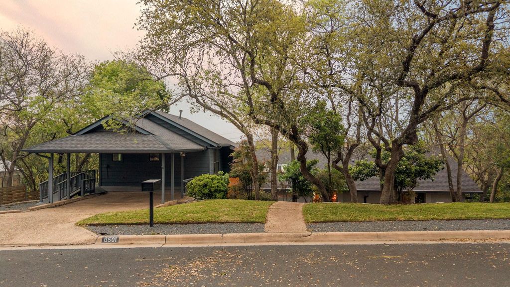 Photo of 6501 Sumac DR, Austin, TX 78731 (MLS # 2642061)