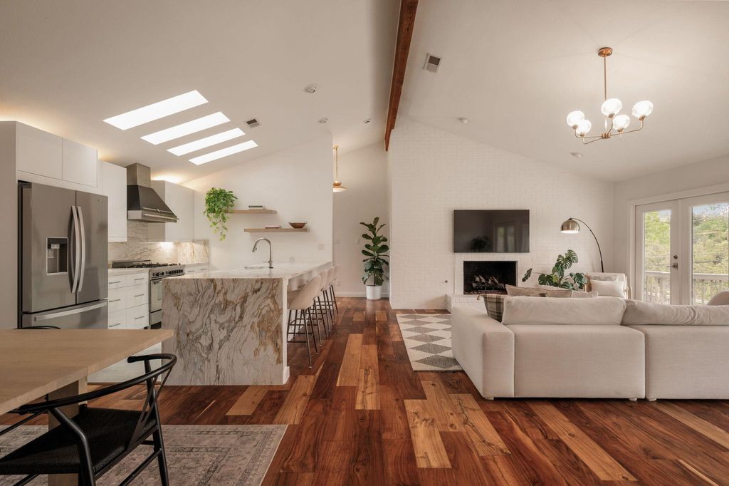 Photo of 6501 Sumac DR, Austin, TX 78731 (MLS # 2642061)