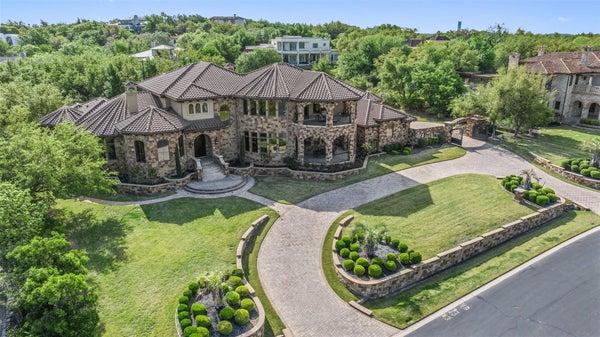 210 COSTA BELLA DR, AUSTIN, TX 78734 - Image d3d07407f4e8abdfe68a99e86d87da7f/224817527