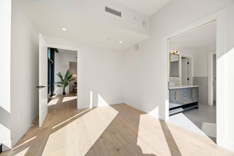 Tiny photo for 70 Rainey ST #1901, Austin, TX 78701 (MLS # 6465296)