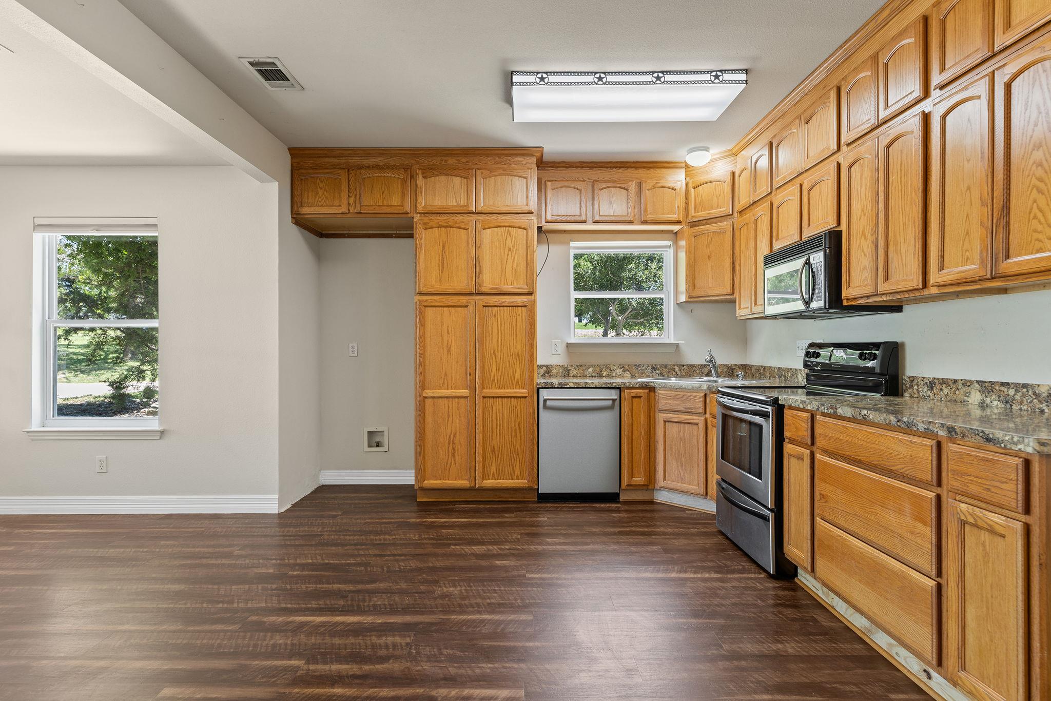 1701 County Road 107
