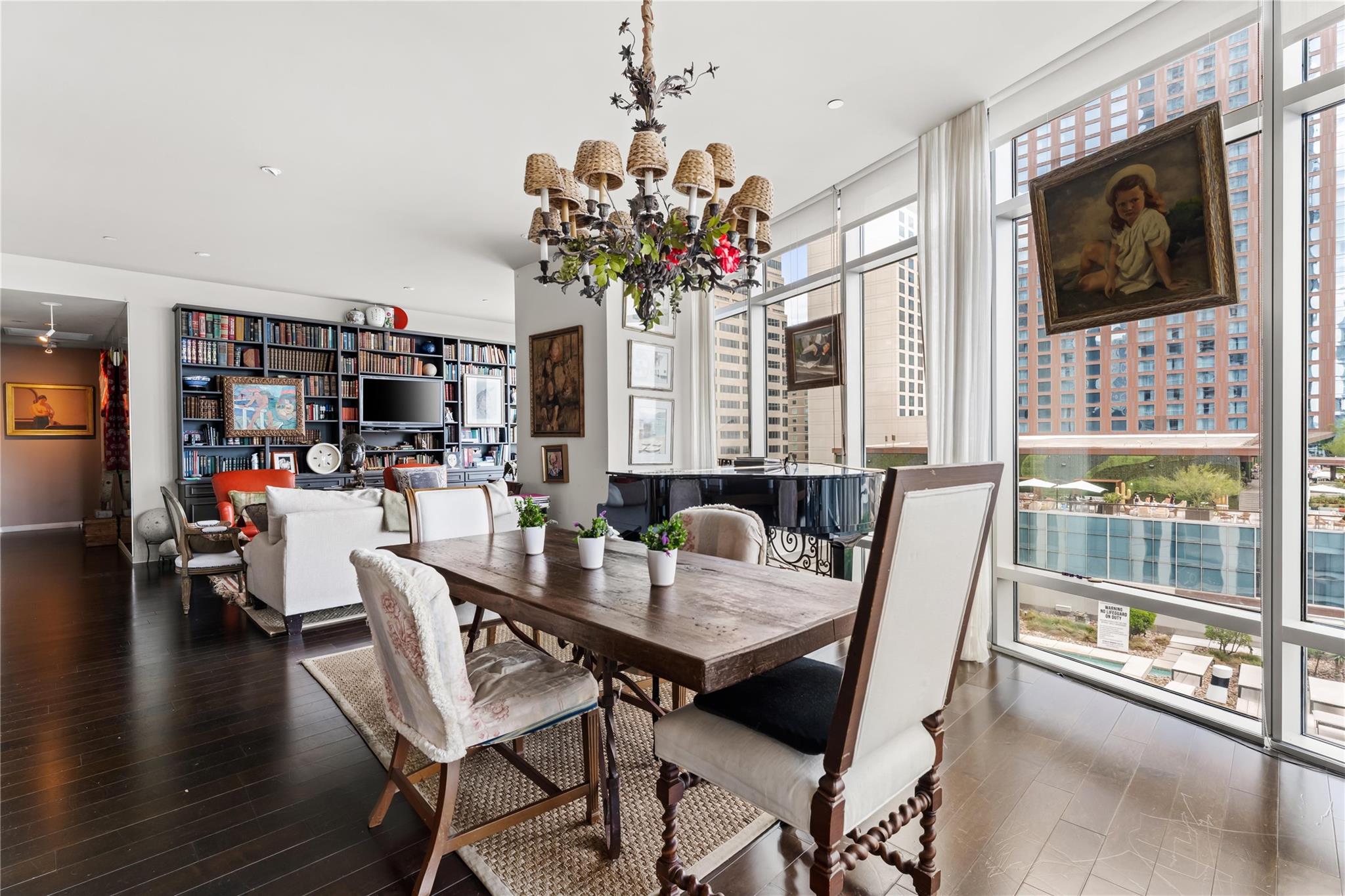 200 Congress Ave 11F