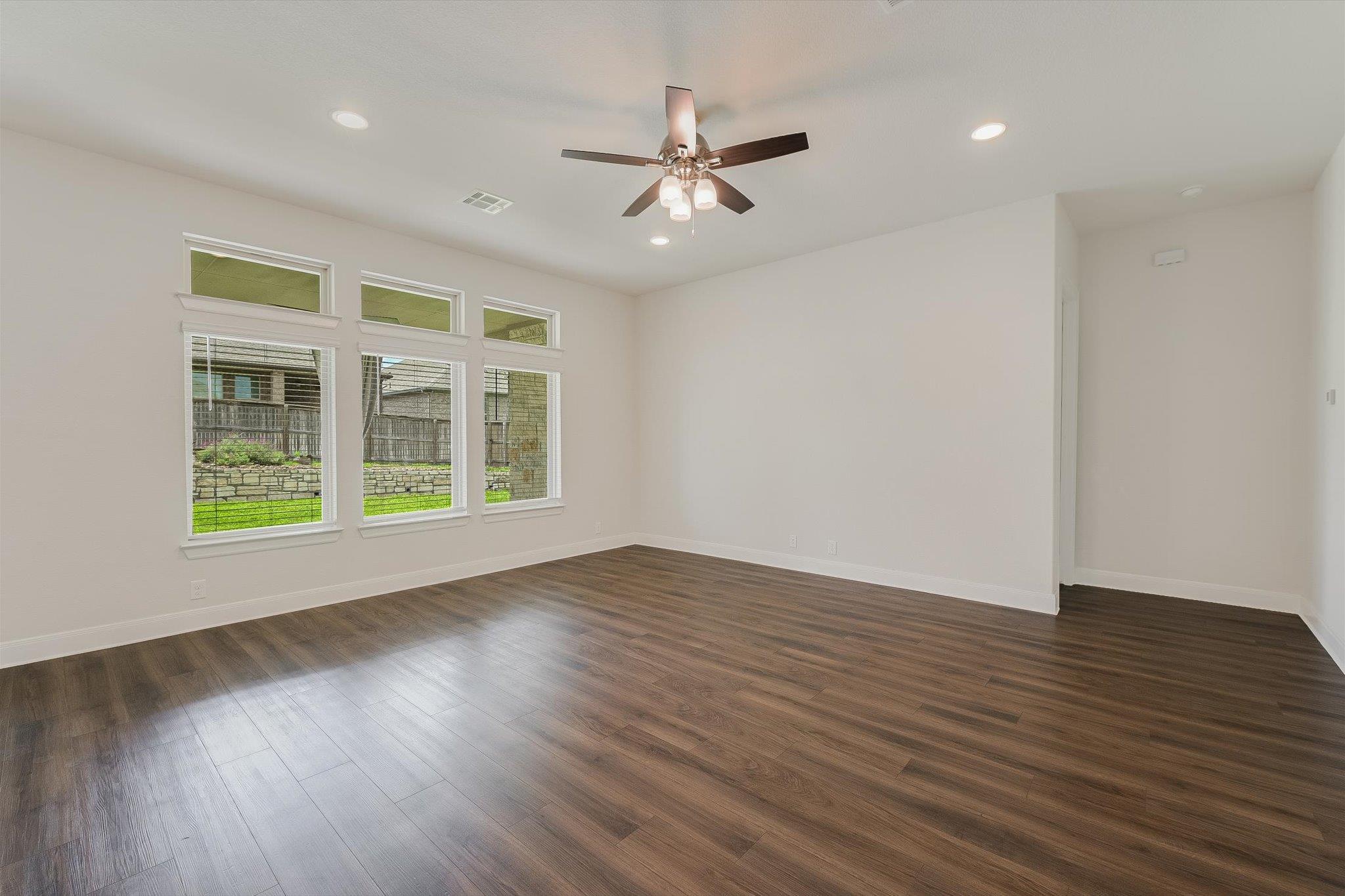 230 Sigel Ave