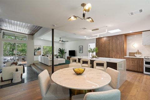 Tiny photo for 3403 Cascadera DR, Austin, TX 78731 (MLS # 6259260)