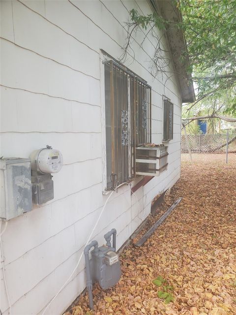 Tiny photo for 1202 Hackberry ST, Austin, TX 78702 (MLS # 4590753)