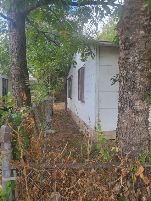 Tiny photo for 1202 Hackberry ST, Austin, TX 78702 (MLS # 4590753)