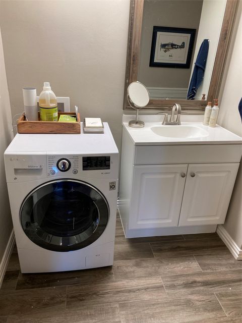 Tiny photo for 1122 Colorado ST #1802, Austin, TX 78701 (MLS # 5769382)