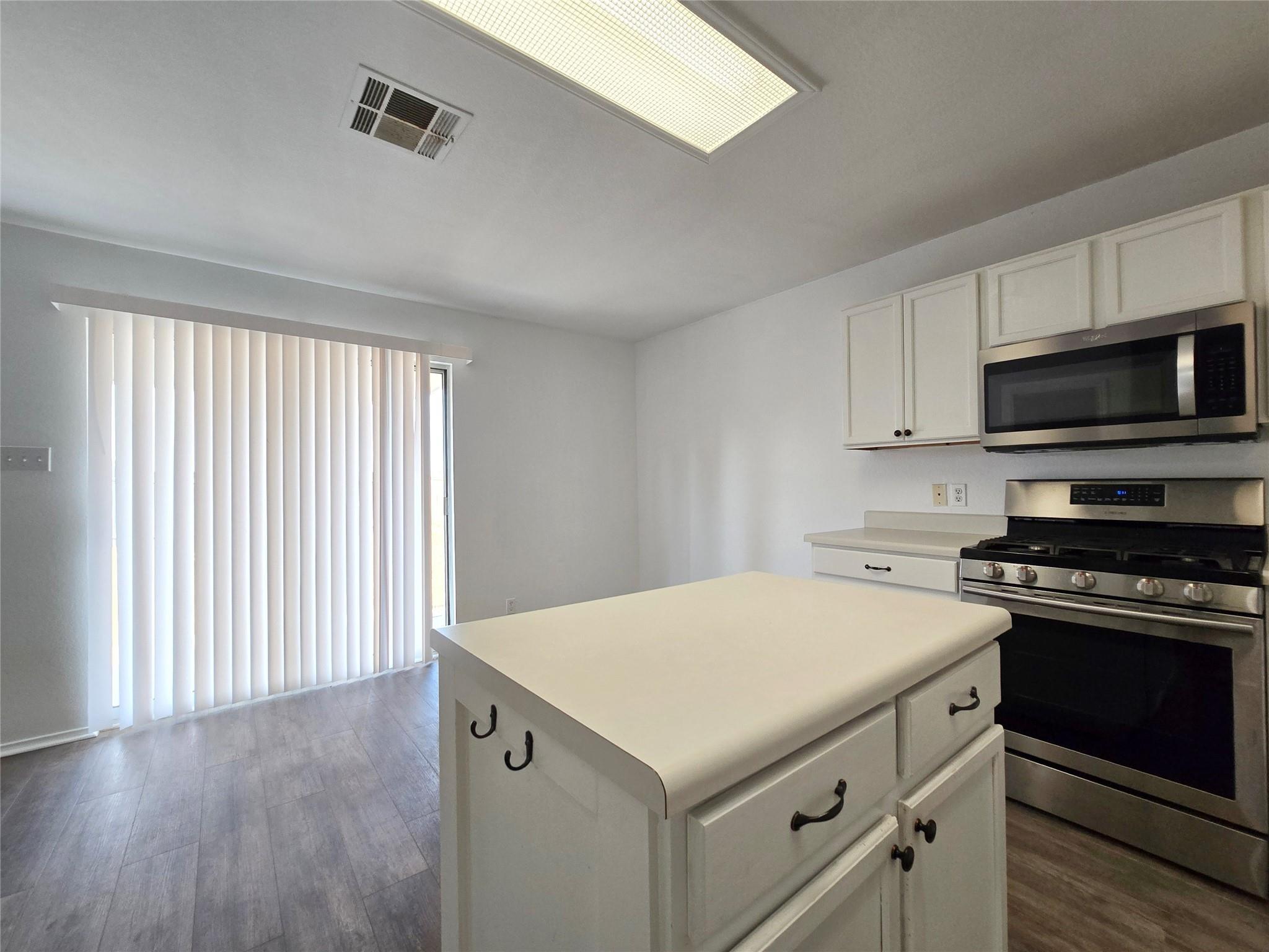 1811 Lloydminister WAY