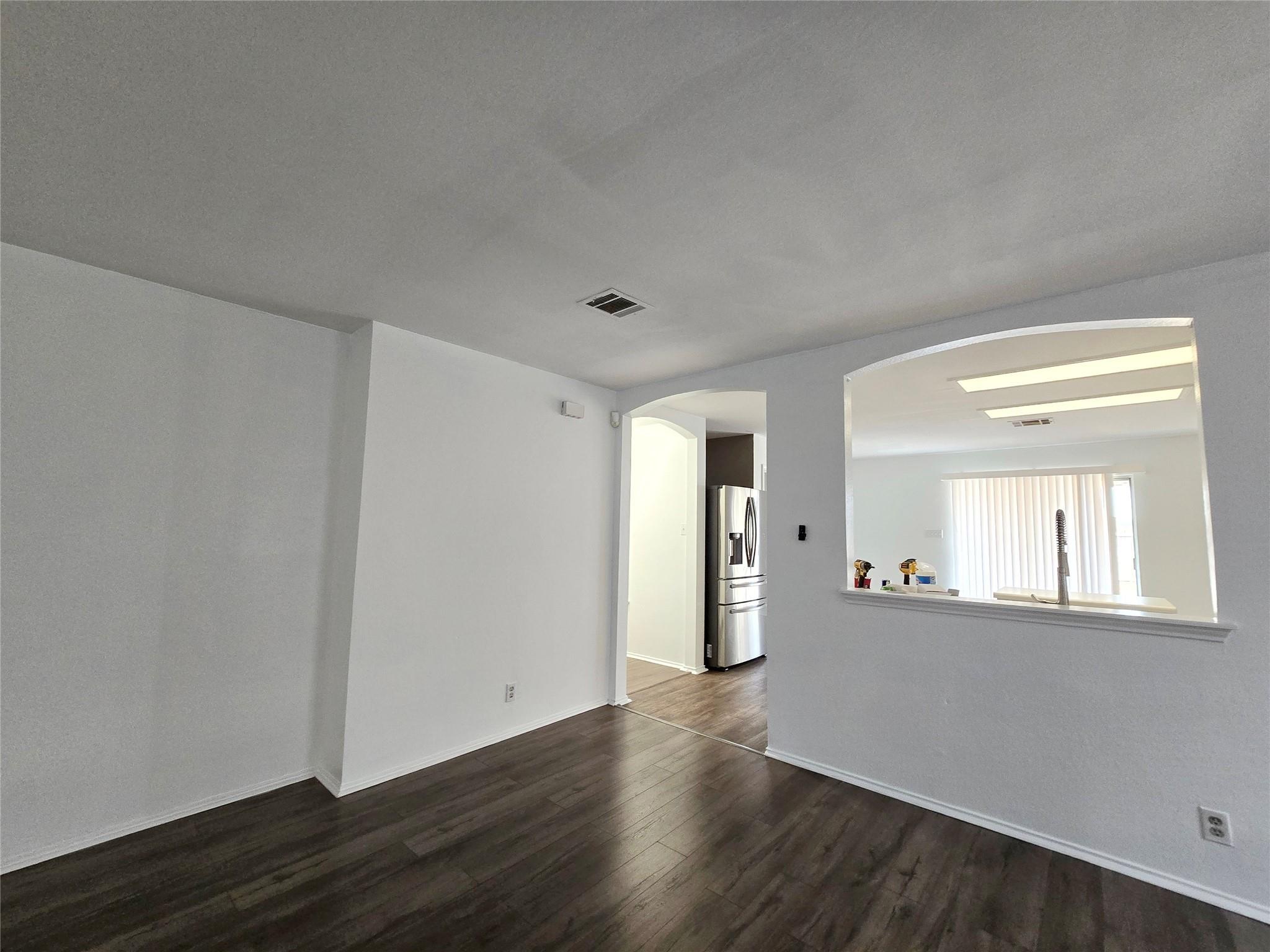 1811 Lloydminister WAY