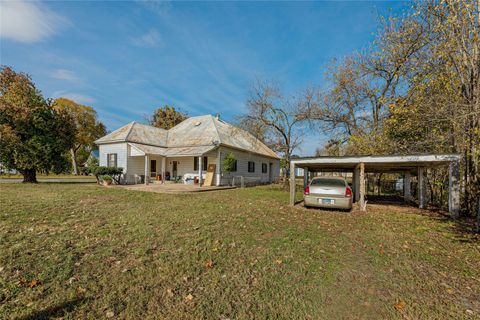 A home in Smithville