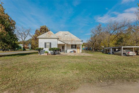 A home in Smithville