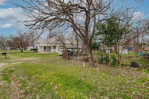 A home in Smithville