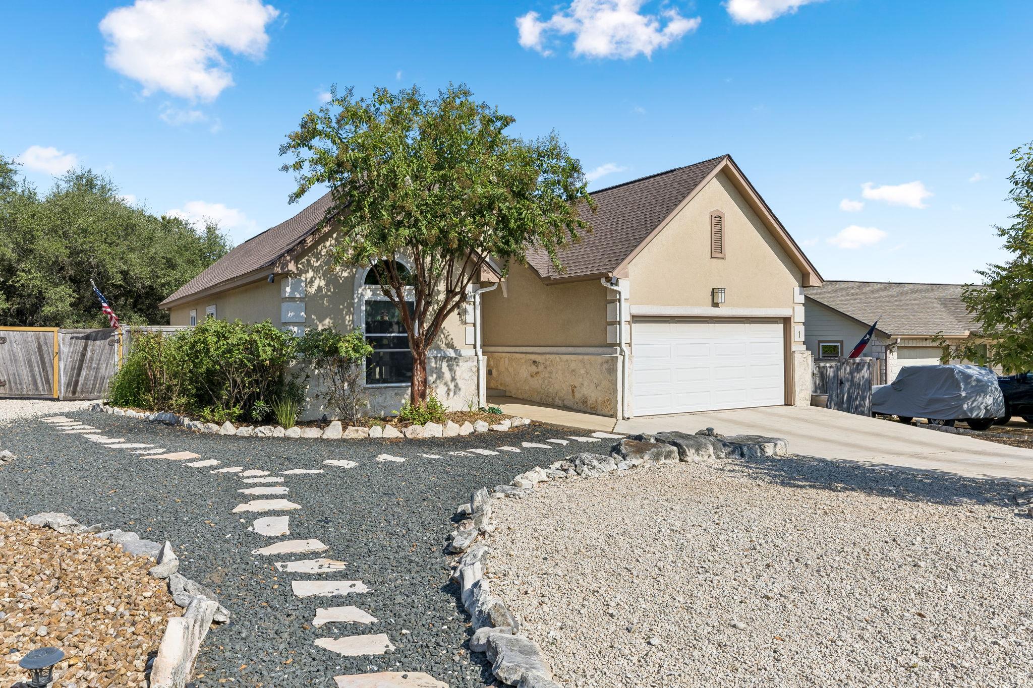 1 Rock Hollow CIR