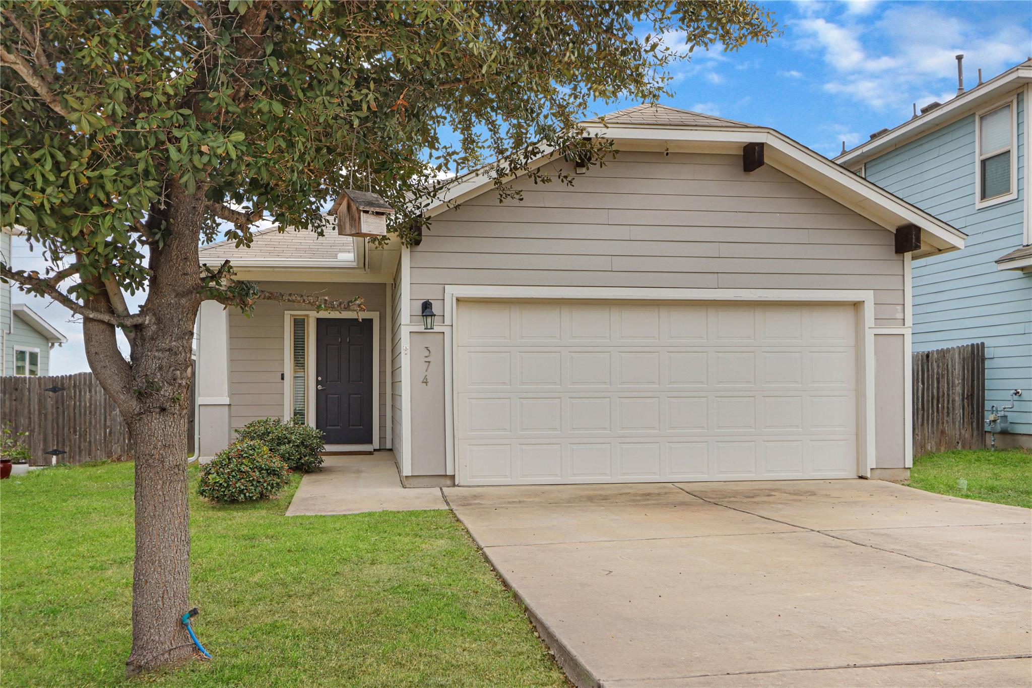 374 Triumph RD