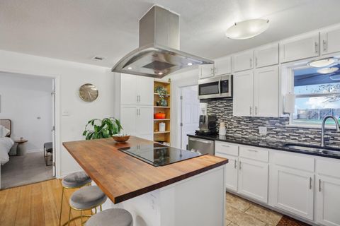 Tiny photo for 4413 Russell DR, Austin, TX 78745 (MLS # 1961830)