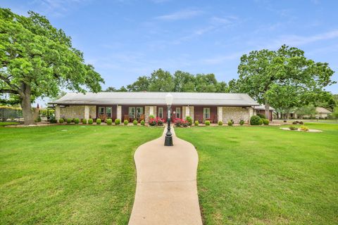 Photo of 236 Olde Oak DR, Georgetown, TX 78633 (MLS # 4746639)