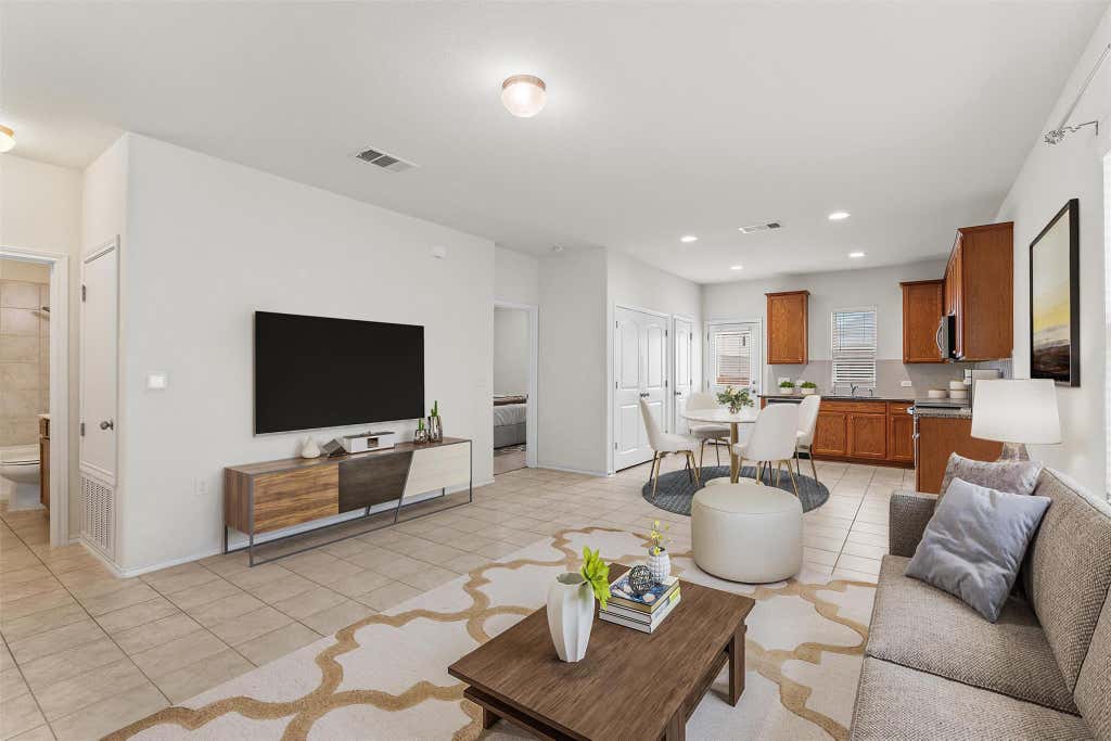 Photo of 13017 Foreston DR, Austin, TX 78754 (MLS # 6247444)