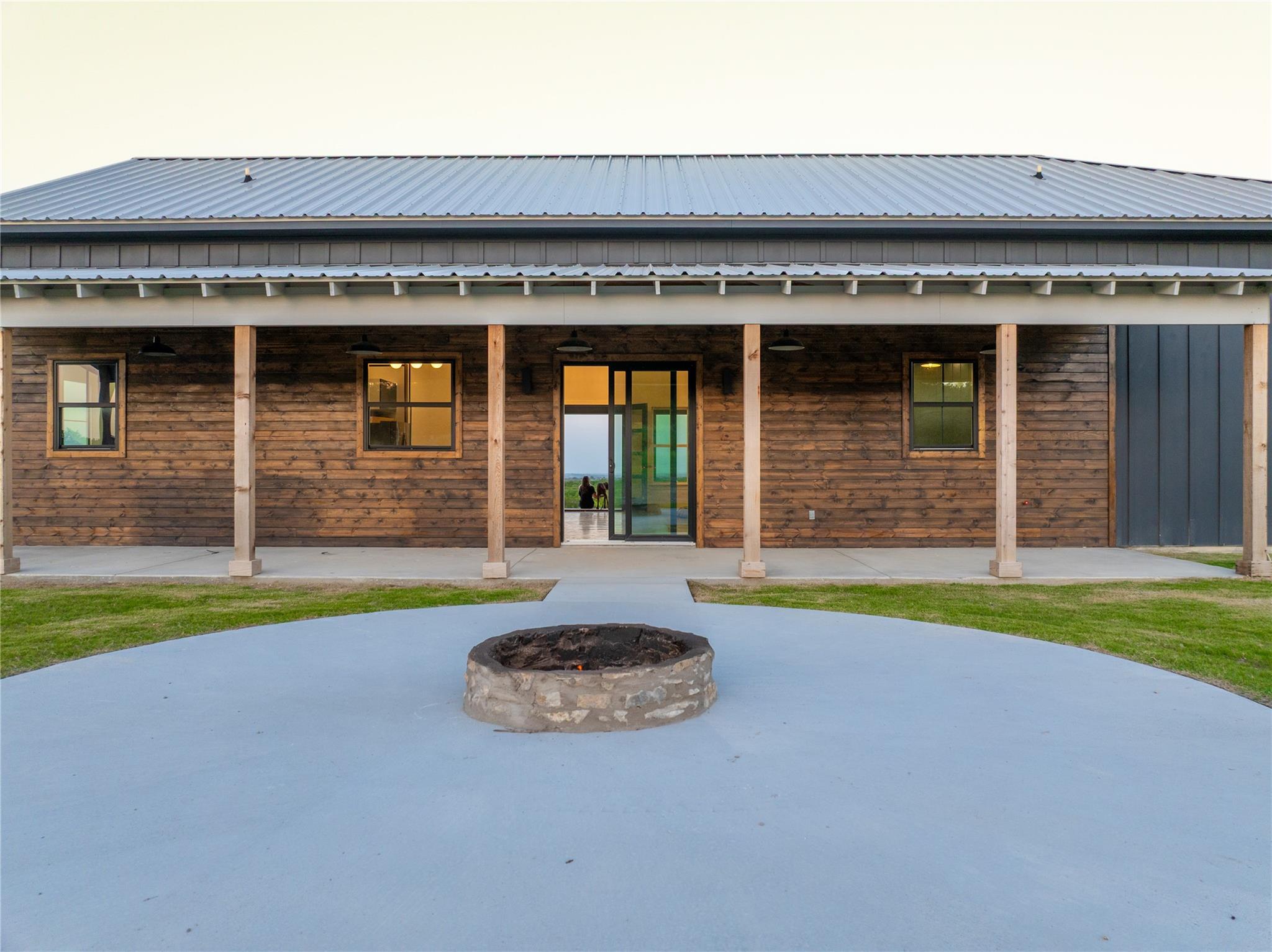 662 Private Road 140