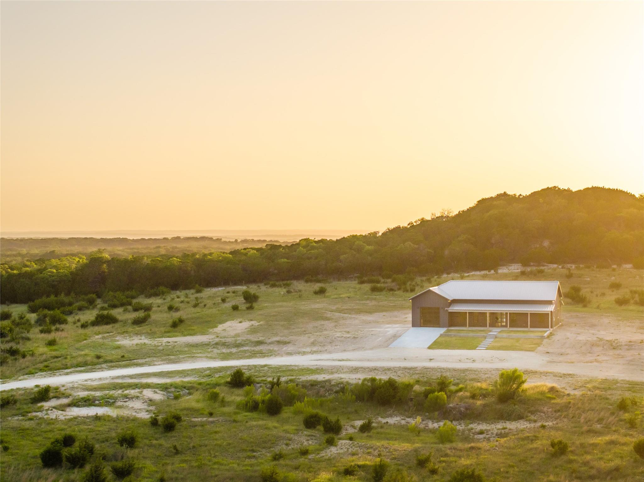 662 Private Road 140