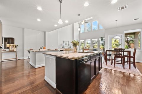 Tiny photo for 15932 Cinca Terra DR, Bee Cave, TX 78738 (MLS # 7295914)