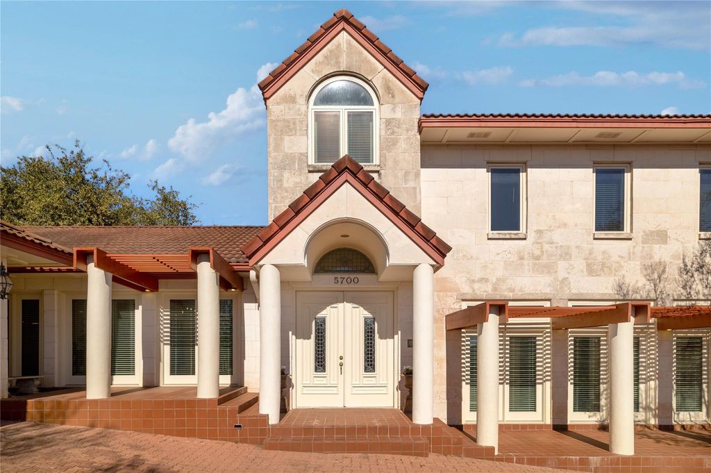 Photo of 5700 Greenledge CV, Austin, TX 78759 (MLS # 4046948)