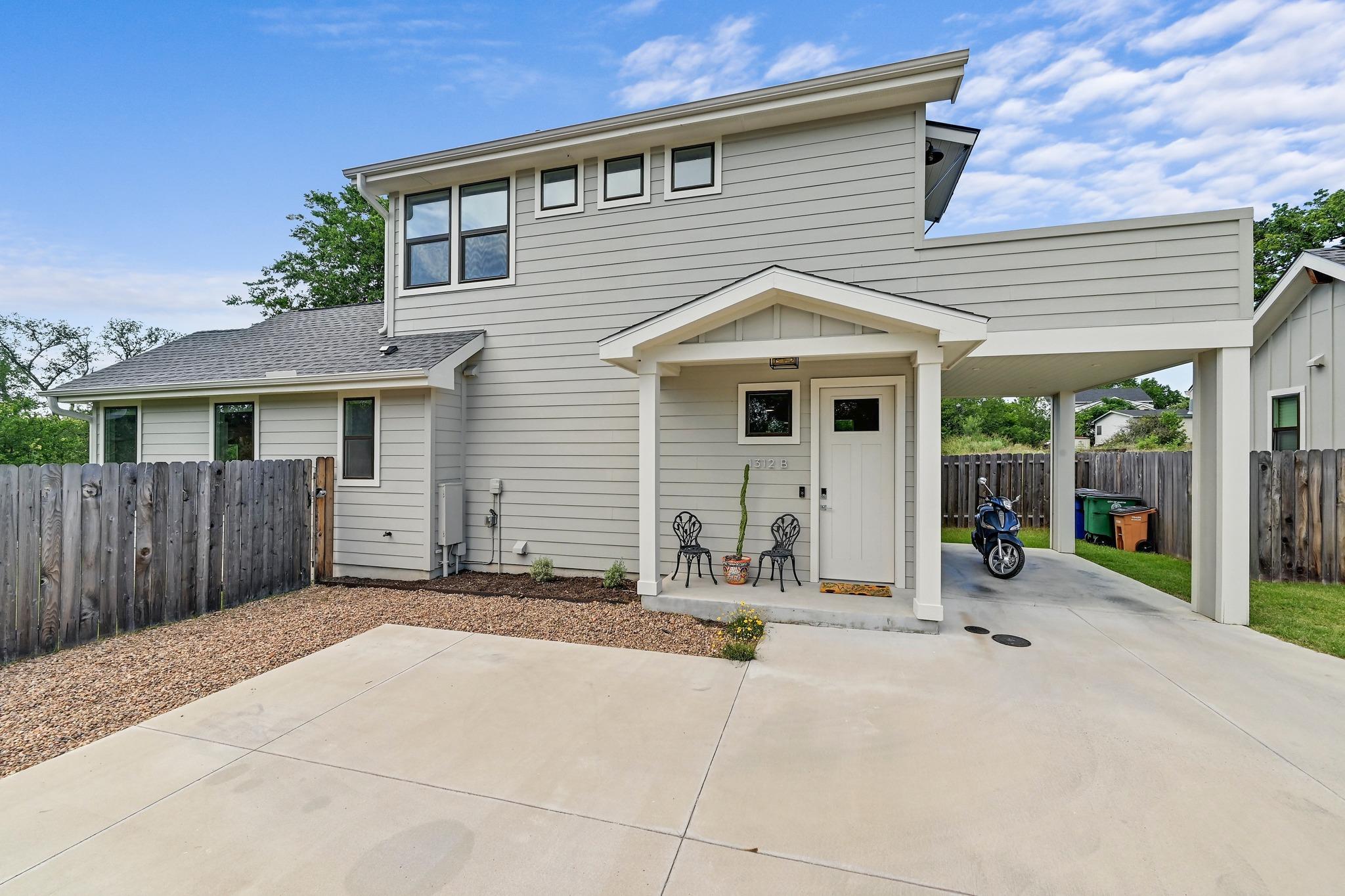 1312 E M Franklin Ave 2