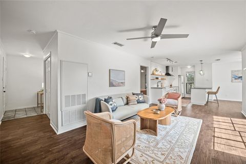 Tiny photo for 1510 W North Loop BLVD #424, Austin, TX 78756 (MLS # 2573880)