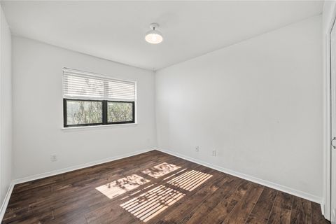 Tiny photo for 1510 W North Loop BLVD #424, Austin, TX 78756 (MLS # 2573880)
