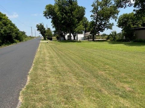 Photo of 880 County Road 311, Jarrell, TX 76537 (MLS # 7768785)