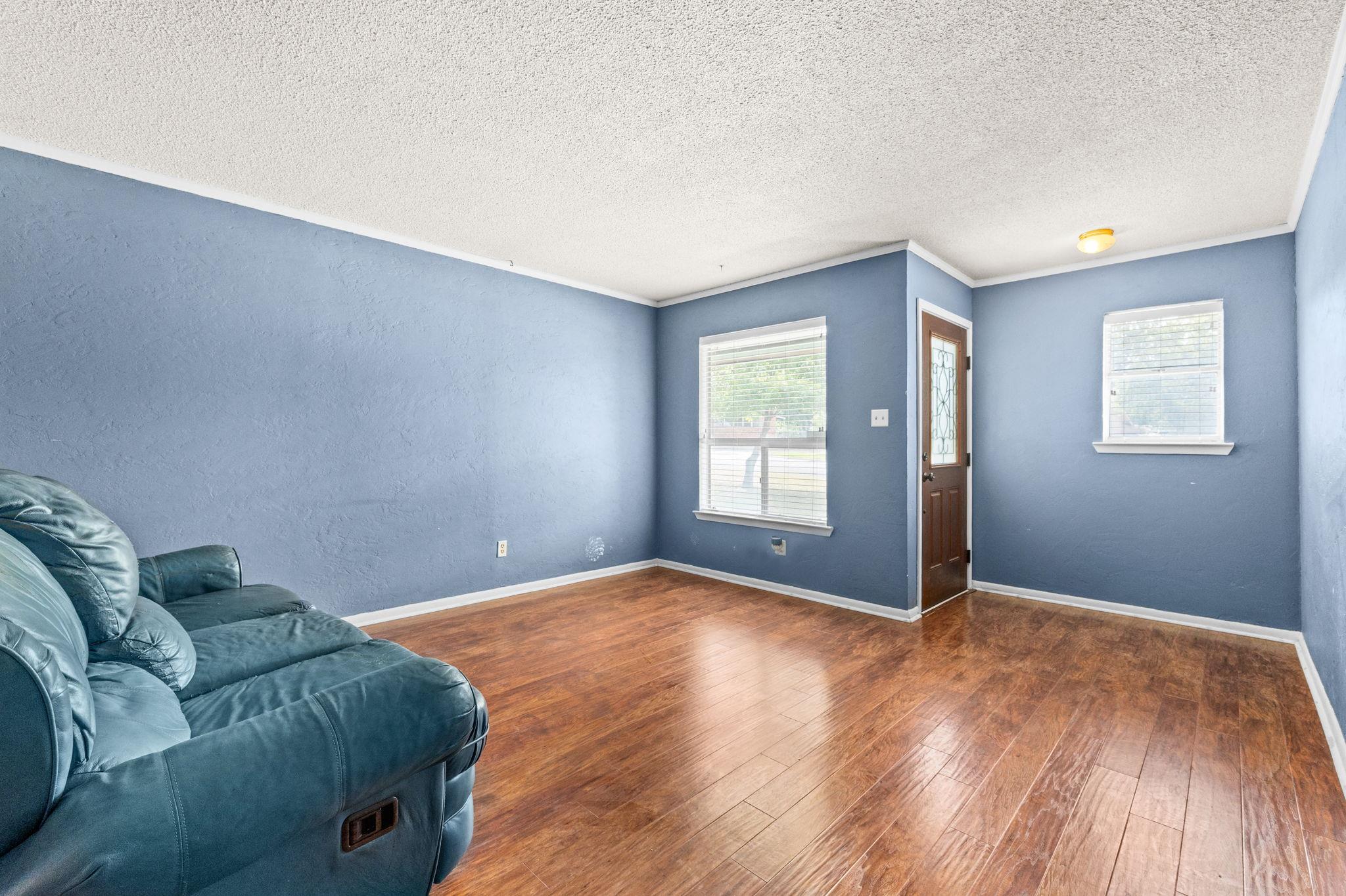 20 Snell DR