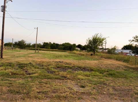 Photo of 503 W Brook ST, Bartlett, TX 76511 (MLS # 2792771)