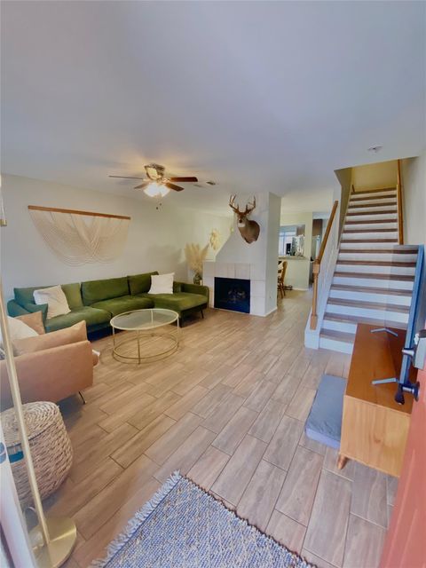 Photo of 11901 Swearingen DR #117, Austin, TX 78758 (MLS # 2535394)