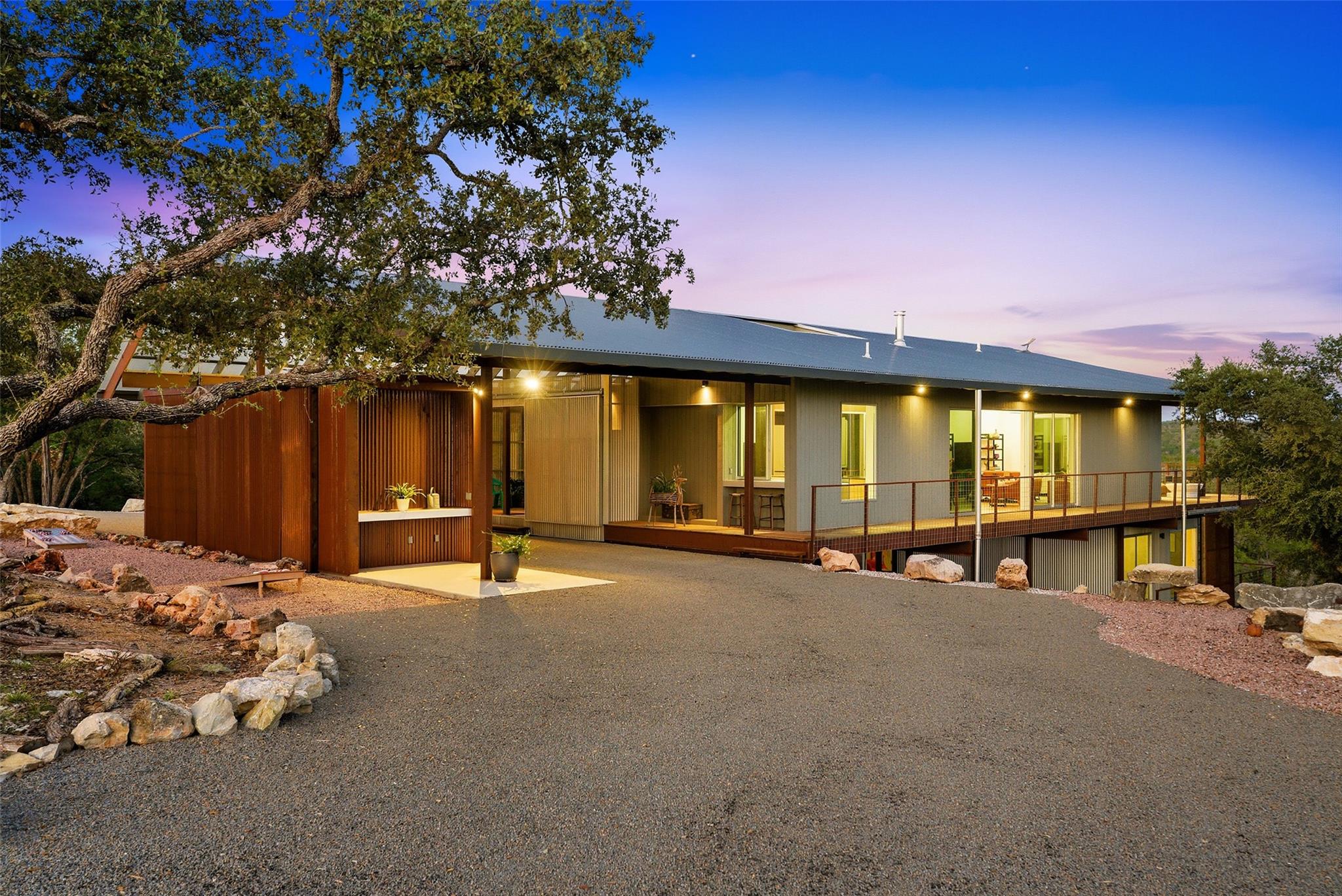 2037 Wolf Creek Ranch RD