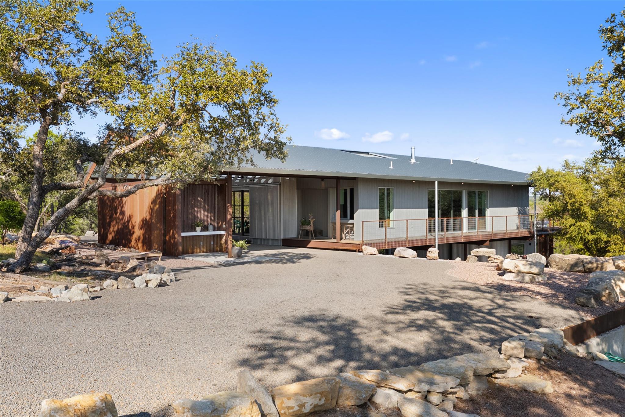 2037 Wolf Creek Ranch RD