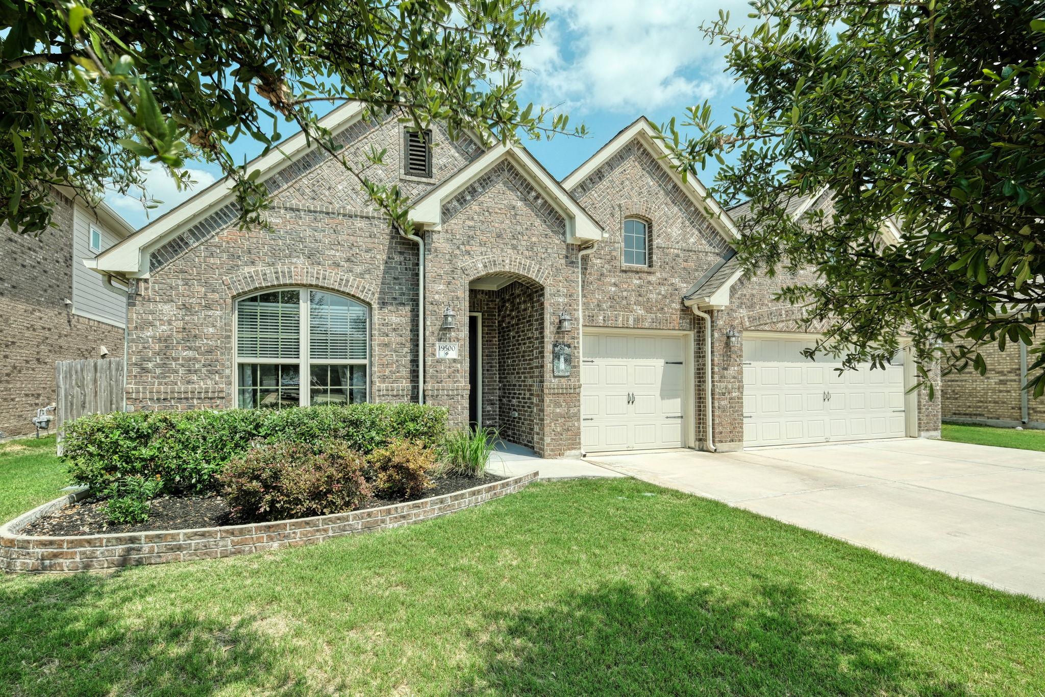 19500 Chayton CIR