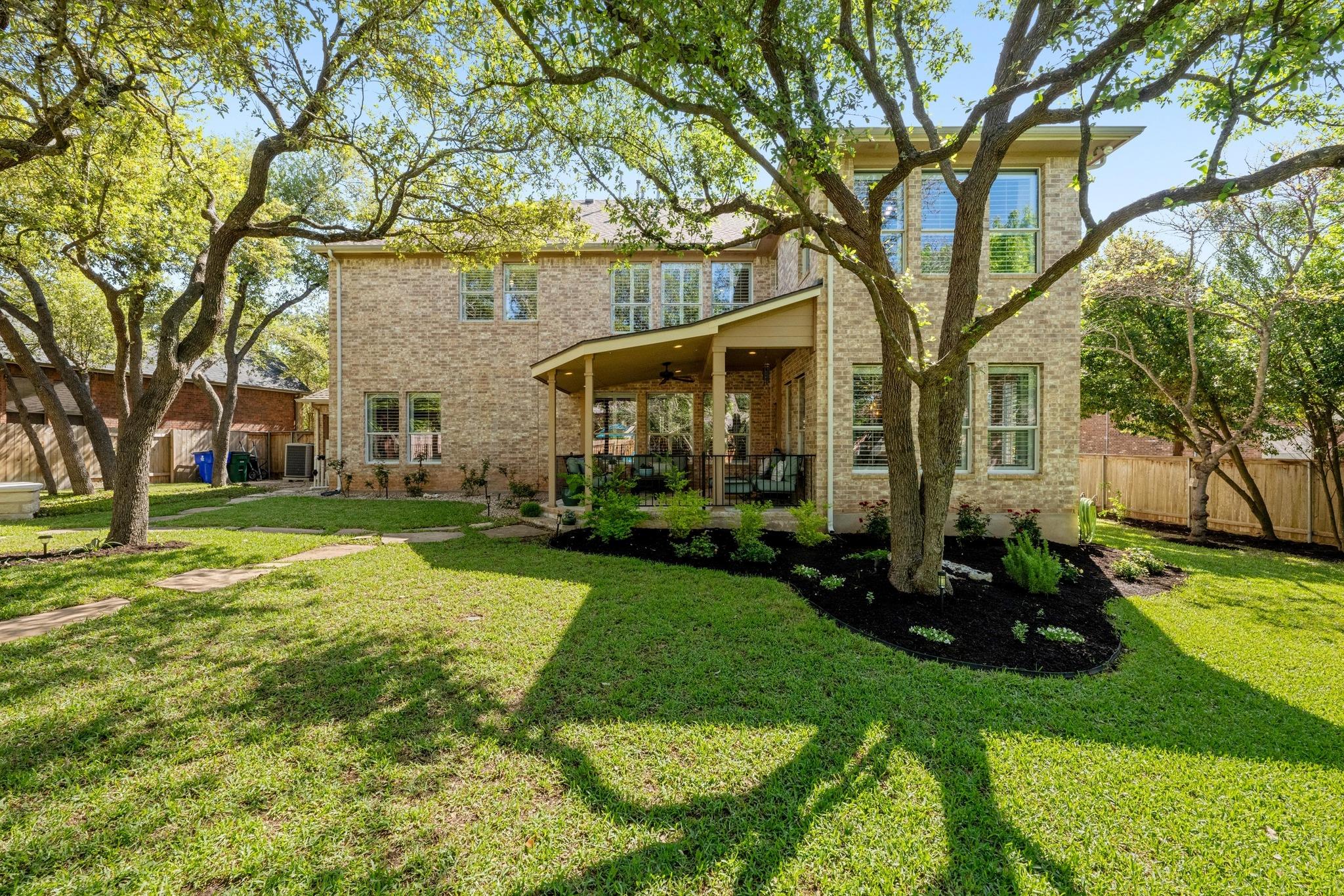 1303 Creekstone DR