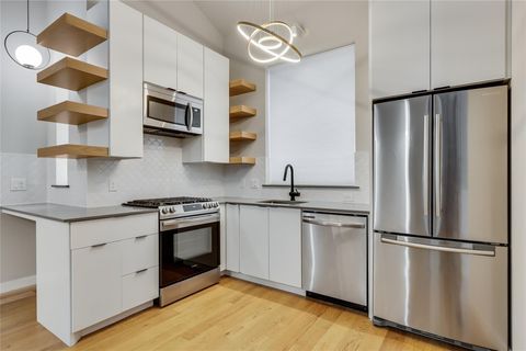Photo of 913 Duncan LN #203, Austin, TX 78705 (MLS # 2607959)