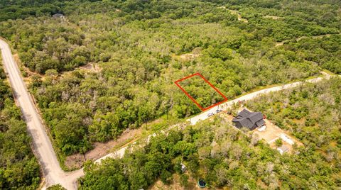 281 Nene LN Bastrop TX 78602